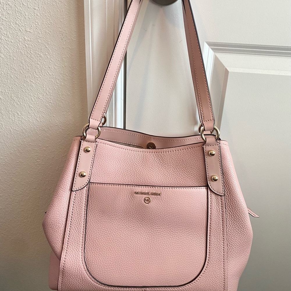 💕 MICHAEL KORS MOLLY TRIPLE COMPARTMENT TOTE - SMOKEY ROSE 💕